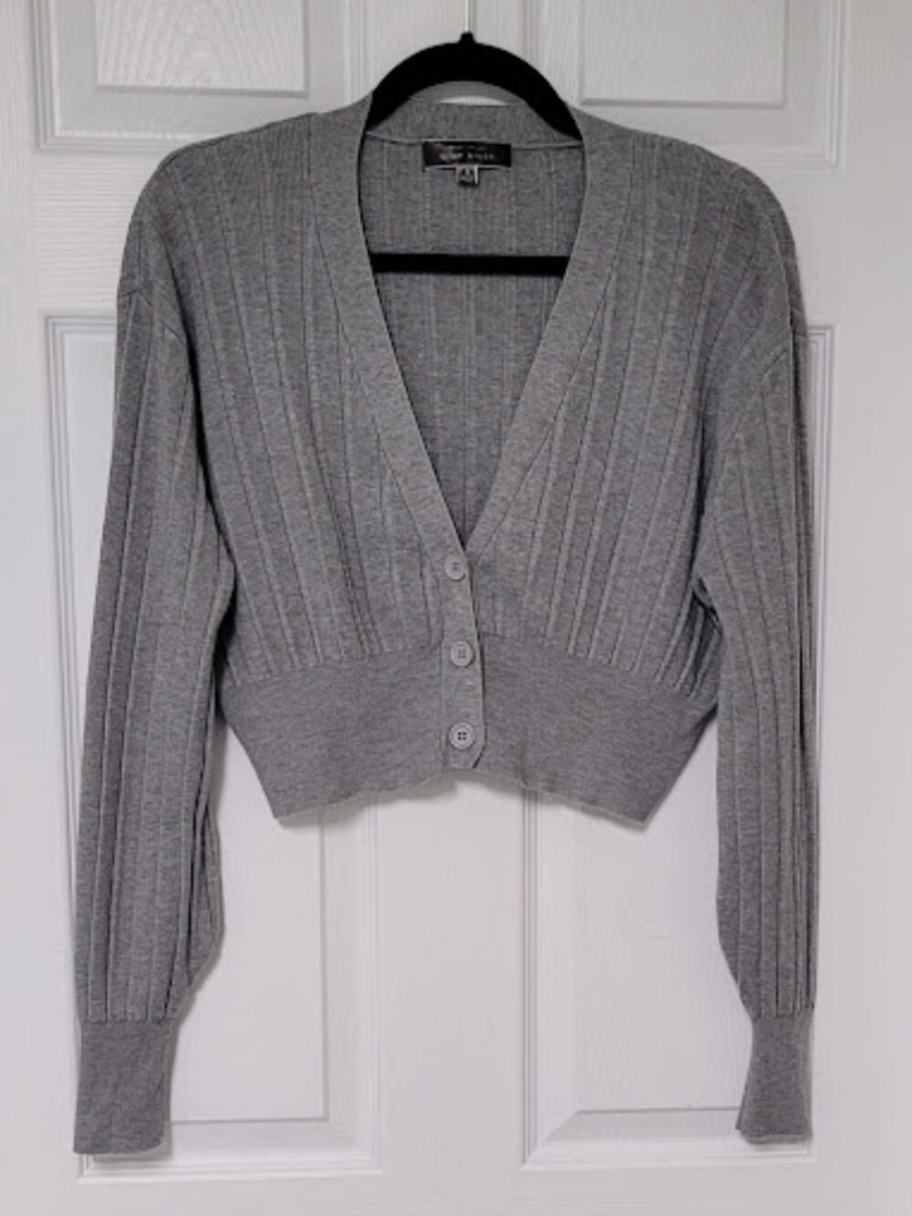 Cropped button up Grey Cardigan Sweater with fuller sleeves by wrist-Size Small